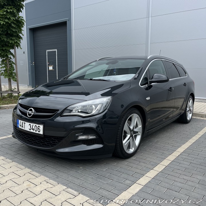 Opel Astra J Bi-turbo/ 1 Maj./ ČR 2015