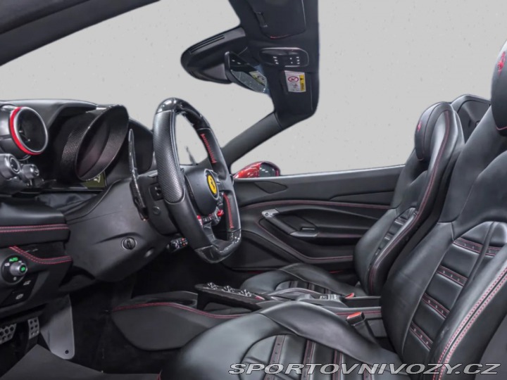 Ferrari F8 Spider Lift 2021