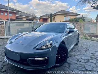 Porsche Panamera Sport Turismo Turbo S E