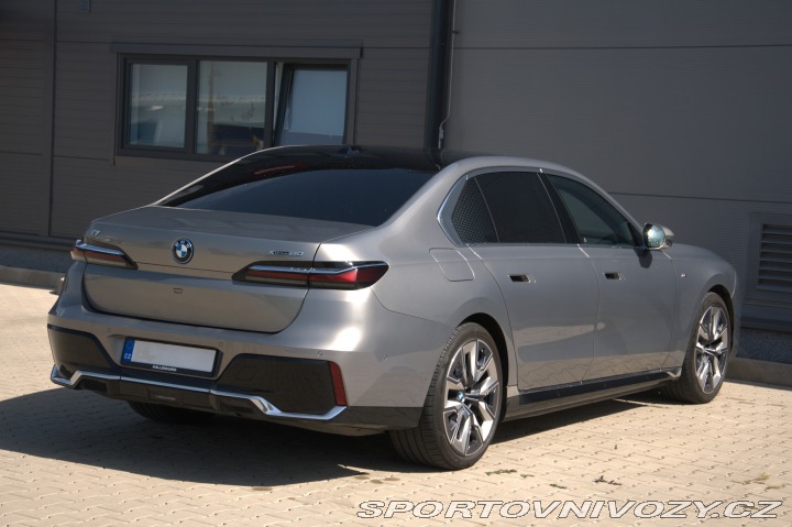 BMW i7 xDrive 60 2022