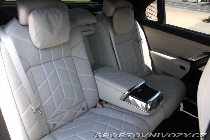 BMW i7 xDrive 60 2022