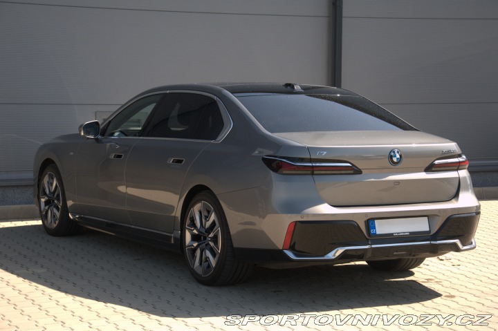 BMW i7 xDrive 60 2022