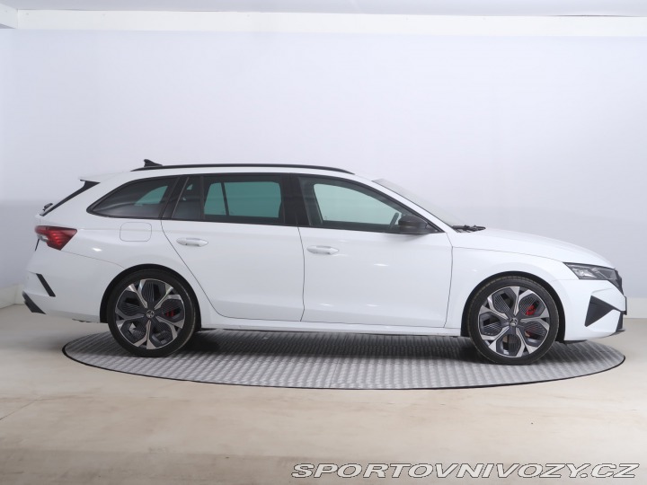 Škoda Octavia RS RS RS 2.0 TSI 2025