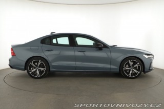 Volvo S60 R-Design B5 AWD 2023