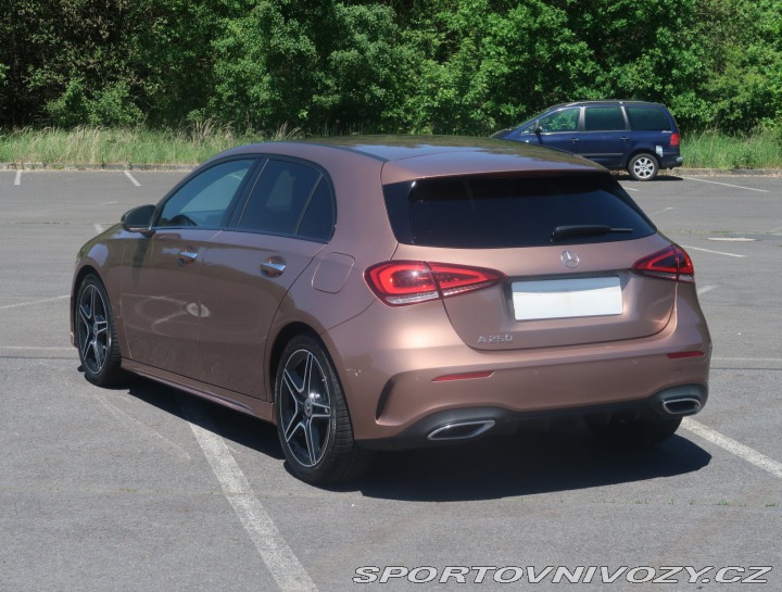 Mercedes-Benz A AMG line A 250 2022