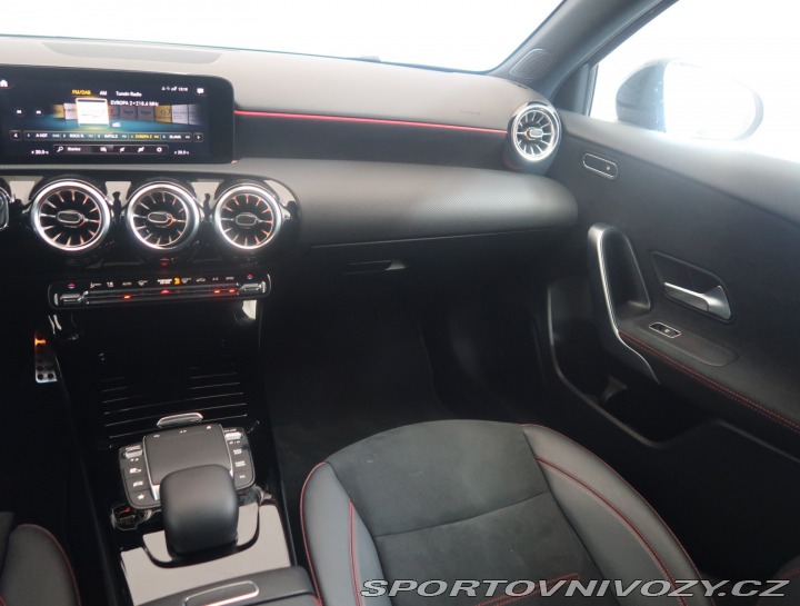 Mercedes-Benz A AMG line A 250 2022