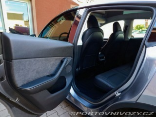 Tesla Model Y Long Range Dual Motor 378 2023