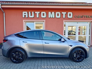 Tesla Model Y Long Range Dual Motor 378 2023