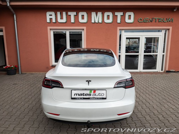 Tesla Model 3 Standard Range Plus 239 k 2021