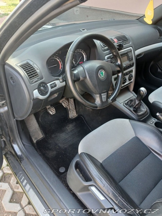 Škoda Ostatní modely Octavia rs 2 1800