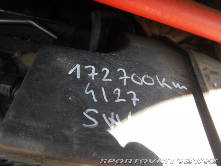 Mitsubishi Colt 1.5 i 80kw střecha nejde 2006