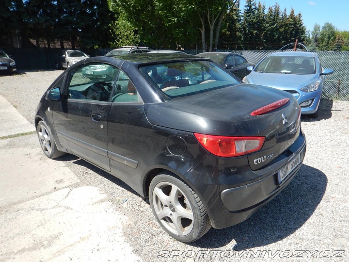 Mitsubishi Colt 1.5 i 80kw střecha nejde 2006