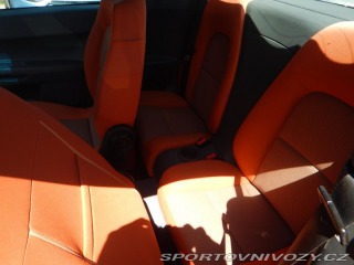 Mitsubishi Colt 1.5 i 80kw střecha nejde 2006