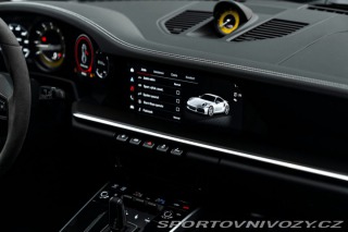 Porsche 911 Turbo S 2024