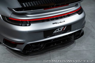 Porsche 911 Turbo S 2024