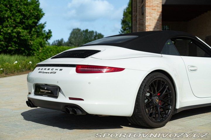 Porsche 911 991 (911) CARRERA GTS CABRIOLET 2015