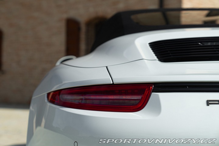 Porsche 911 991 (911) CARRERA GTS CABRIOLET 2015