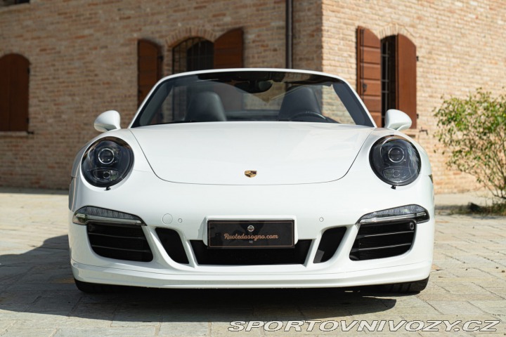 Porsche 911 991 (911) CARRERA GTS CABRIOLET 2015