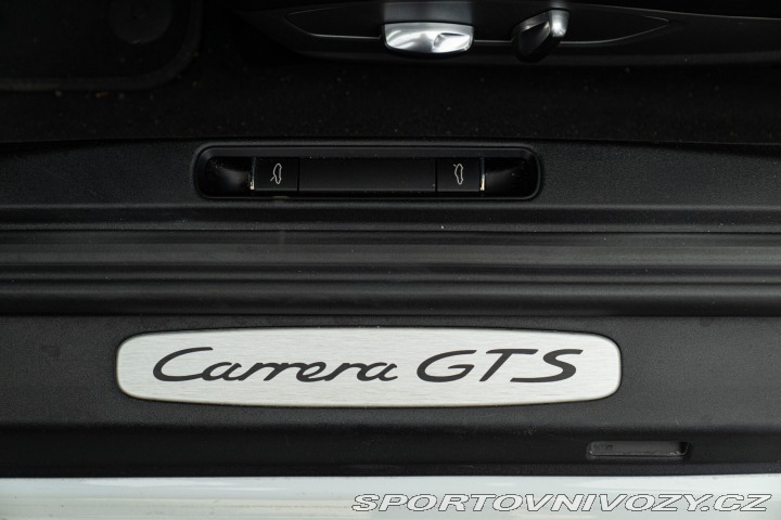 Porsche 911 991 (911) CARRERA GTS CABRIOLET 2015