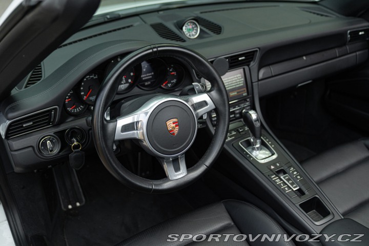 Porsche 911 991 (911) CARRERA GTS CABRIOLET 2015