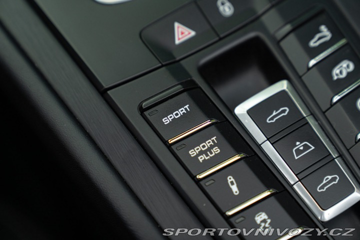 Porsche 911 991 (911) CARRERA GTS CABRIOLET 2015