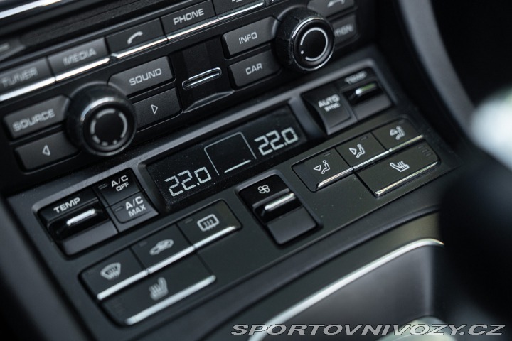 Porsche 911 991 (911) CARRERA GTS CABRIOLET 2015