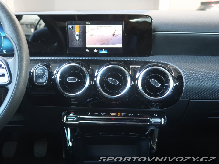 Mercedes-Benz A A 200 2021