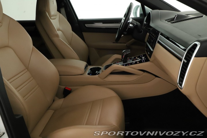 Porsche Cayenne V6 2022