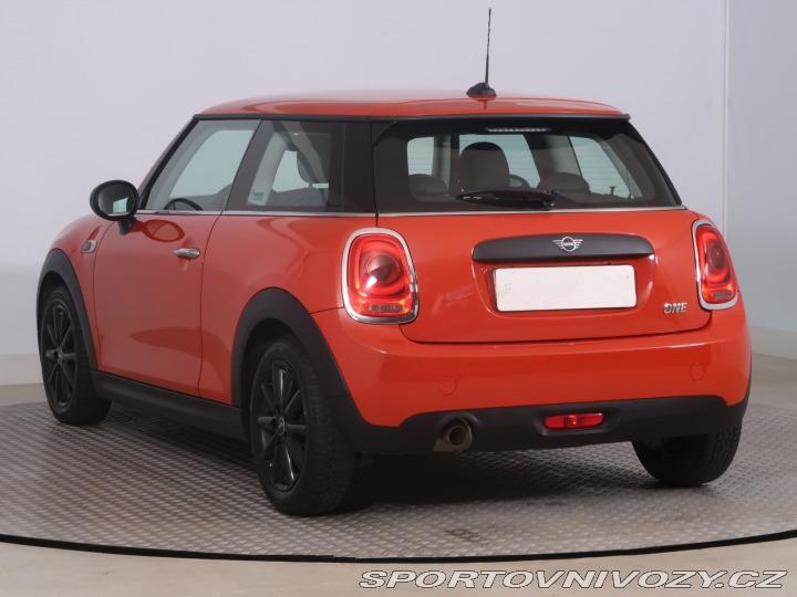 Mini One One First 2019