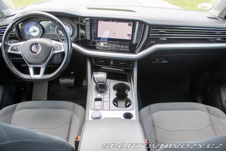 Volkswagen Ostatní modely Touareg 3.0TDI V6 / AJ NA SPLÁTK 2019