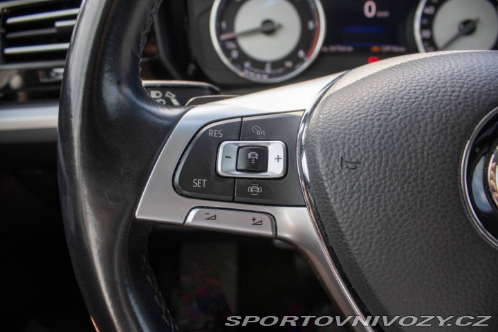Volkswagen Ostatní modely Touareg 3.0TDI V6 / AJ NA SPLÁTK 2019