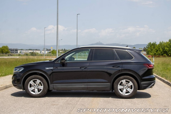 Volkswagen Ostatní modely Touareg 3.0TDI V6 / AJ NA SPLÁTK 2019