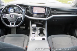 Volkswagen Ostatní modely Touareg 3.0TDI V6 / AJ NA SPLÁTK 2019