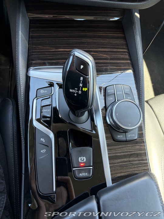 BMW 5 G30 530i Luxury line 2017
