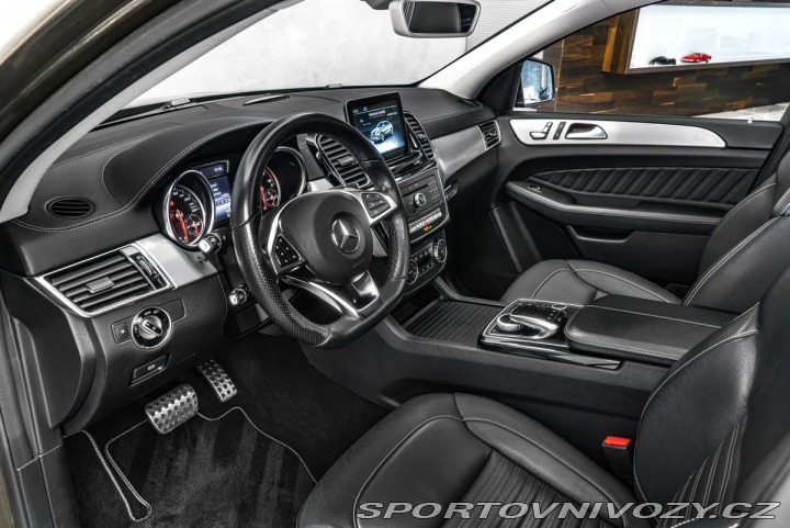 Mercedes-Benz Ostatní modely GLE panorama, asistenty 2017