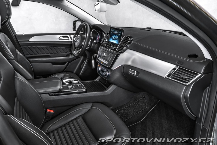 Mercedes-Benz Ostatní modely GLE panorama, asistenty 2017