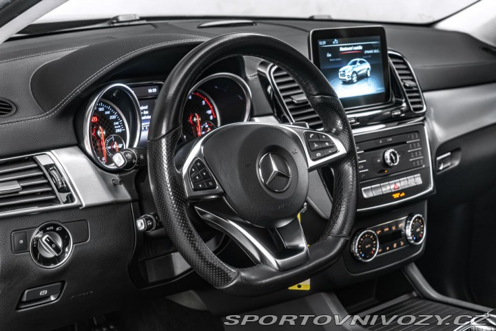Mercedes-Benz Ostatní modely GLE panorama, asistenty 2017