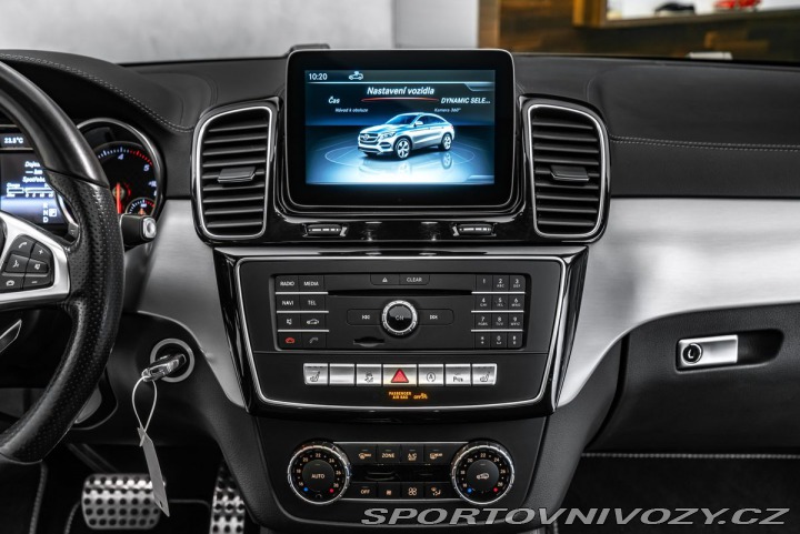 Mercedes-Benz Ostatní modely GLE panorama, asistenty 2017