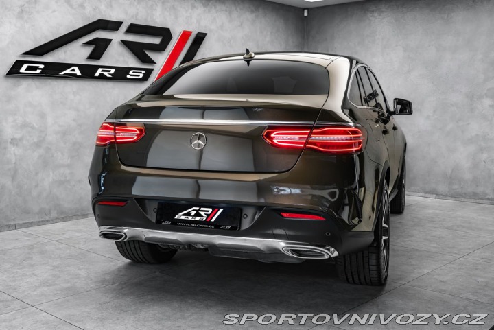Mercedes-Benz Ostatní modely GLE panorama, asistenty 2017