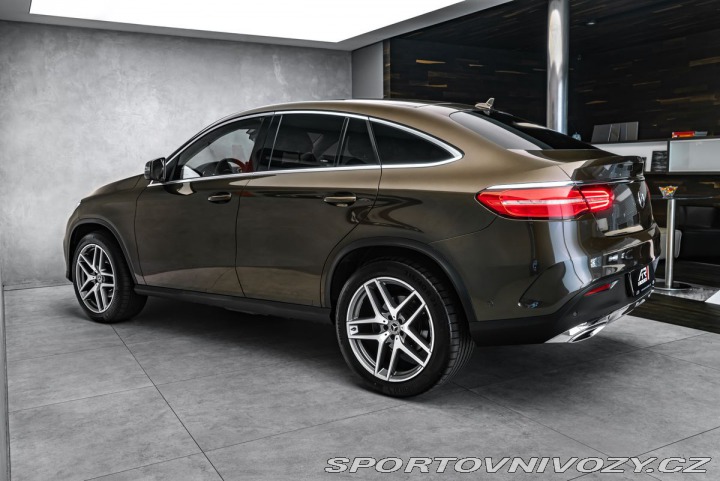 Mercedes-Benz Ostatní modely GLE panorama, asistenty 2017