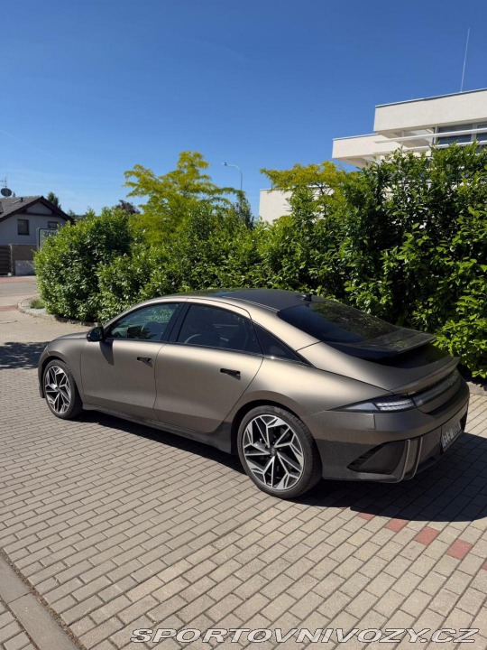 Hyundai Ioniq 6 ČR .MAJITEL 77kW BATERKA 2023