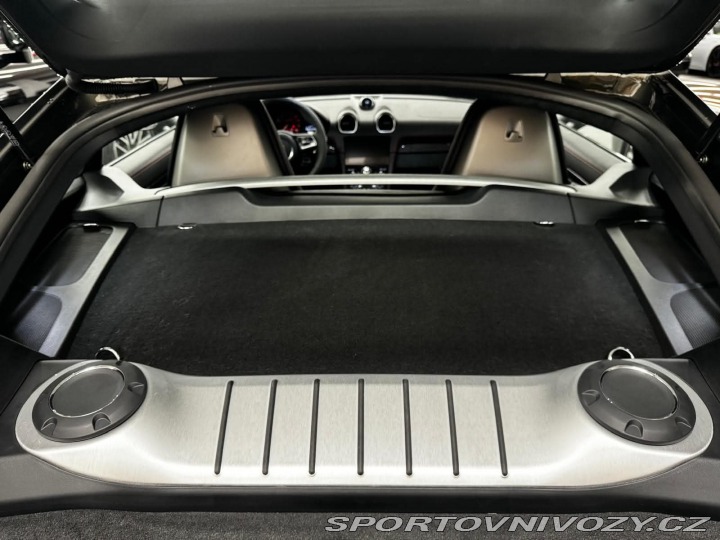 Porsche Cayman 718 2024