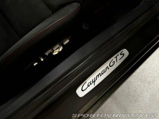 Porsche Cayman 718 2024
