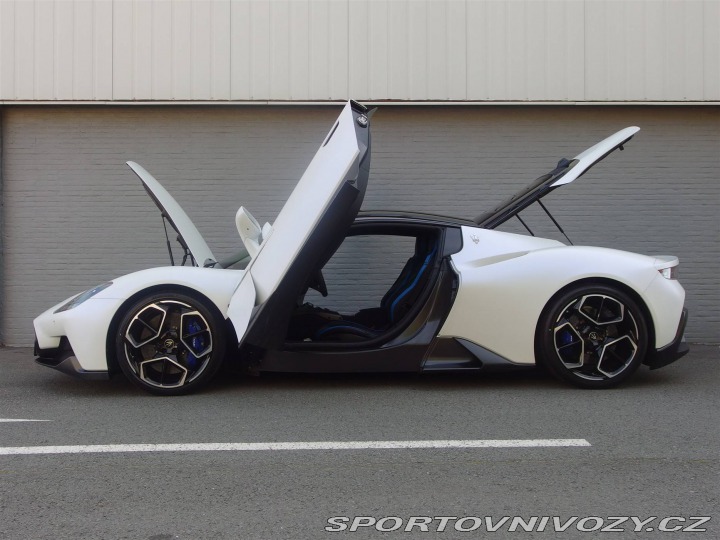 Maserati MC20 2022