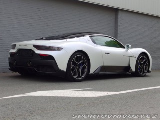 Maserati MC20 2022