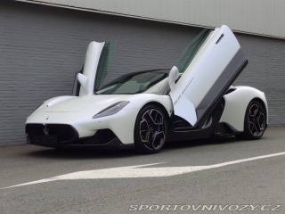 Maserati MC20 2022