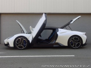 Maserati MC20 2022