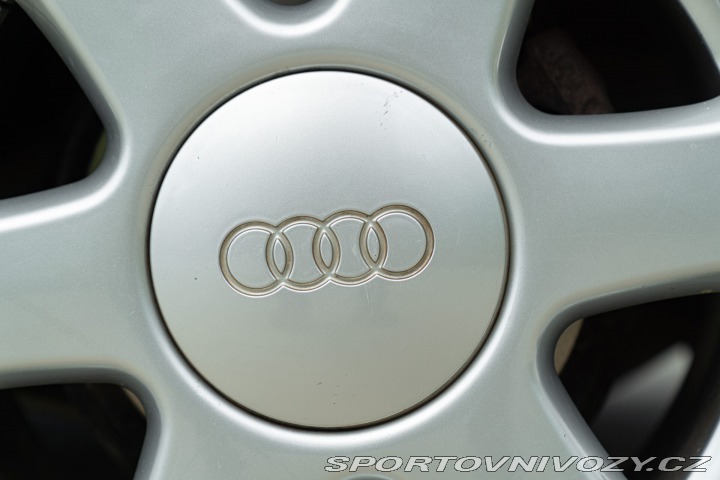 Audi S2 1995