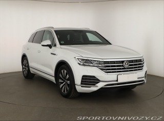 Volkswagen  Touareg Elegance 3.0 TDI