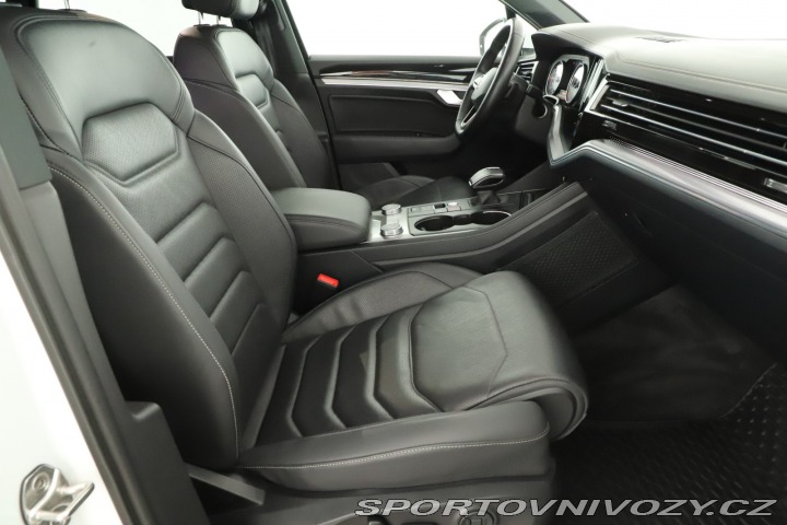 Volkswagen Ostatní modely Touareg Elegance 3.0 TDI 2023